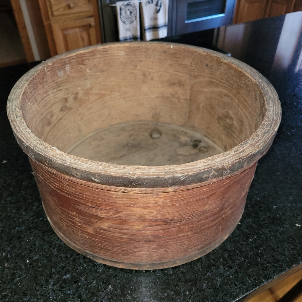 Vintage Dry Measure Container - Picture 8 of 8
